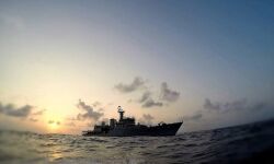 ഇന്ത്യന്‍ നേവി 3,000 കോടി രൂപയുടെ മയക്കുമരുന്ന് പിടിച്ചെടുത്തു