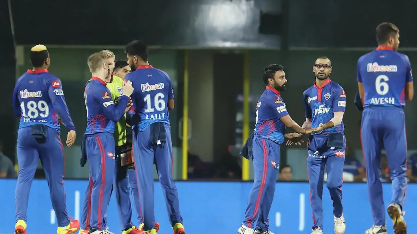 അമിത് മിശ്രക്ക് നാല് വിക്കറ്റ്; ചാംപ്യന്‍മാരെ 137ല്‍ ഒതുക്കി ഡല്‍ഹി