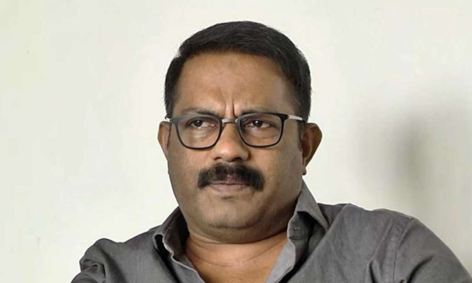 പ്ലസ്ടു കോഴക്കേസ്: കെ എം ഷാജിക്കെതിരായ വിജിലന്സ് എഫ്ഐആര് ഹൈക്കോടതി റദ്ദാക്കി പ്ലസ്ടു കോഴക്കേസ്: കെ എം ഷാജിക്കെതിരായ വിജിലന്സ് എഫ്ഐആര് ഹൈക്കോടതി റദ്ദാക്കി
