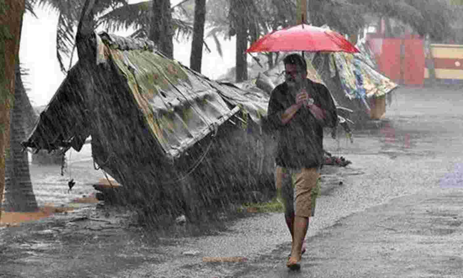 സംസ്ഥാനത്ത് കനത്ത മഴയ്ക്ക് സാധ്യത; വിവിധ ജില്ലകളില് യെല്ലോ അലര്ട്ട് പ്രഖ്യാപിച്ചു സംസ്ഥാനത്ത് കനത്ത മഴയ്ക്ക് സാധ്യത; വിവിധ ജില്ലകളില് യെല്ലോ അലര്ട്ട് പ്രഖ്യാപിച്ചു