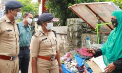 കൊവിഡ് പ്രതിരോധം: പത്തനംതിട്ടയില്‍ എസ്പിയുടെ നേതൃത്വത്തില്‍ മിന്നല്‍ പരിശോധന; നിരീക്ഷണത്തിന് ജില്ലയില്‍ 92 ടീമുകള്‍