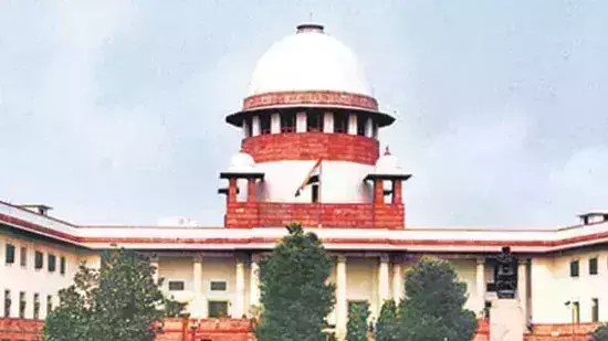 കൊവിഡ് പ്രതിസന്ധി: സുപ്രിം കോടതി സ്വമേധയാ കേസെടുത്തു; കേന്ദ്രസര്‍ക്കാരിന് നോട്ടിസ്