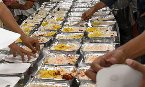 ആലപ്പുഴ: ആരാധനാലയങ്ങളിലെ സമൂഹ ഭക്ഷണവിതരണം ഒഴിവാക്കണം