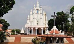 കോട്ടയത്ത് വൈദികനെ പോലിസ് സ്റ്റേഷനിലേക്ക് വിളിപ്പിച്ച സംഭവം: കേസെടുത്ത് ന്യൂനപക്ഷ കമ്മീഷന്‍