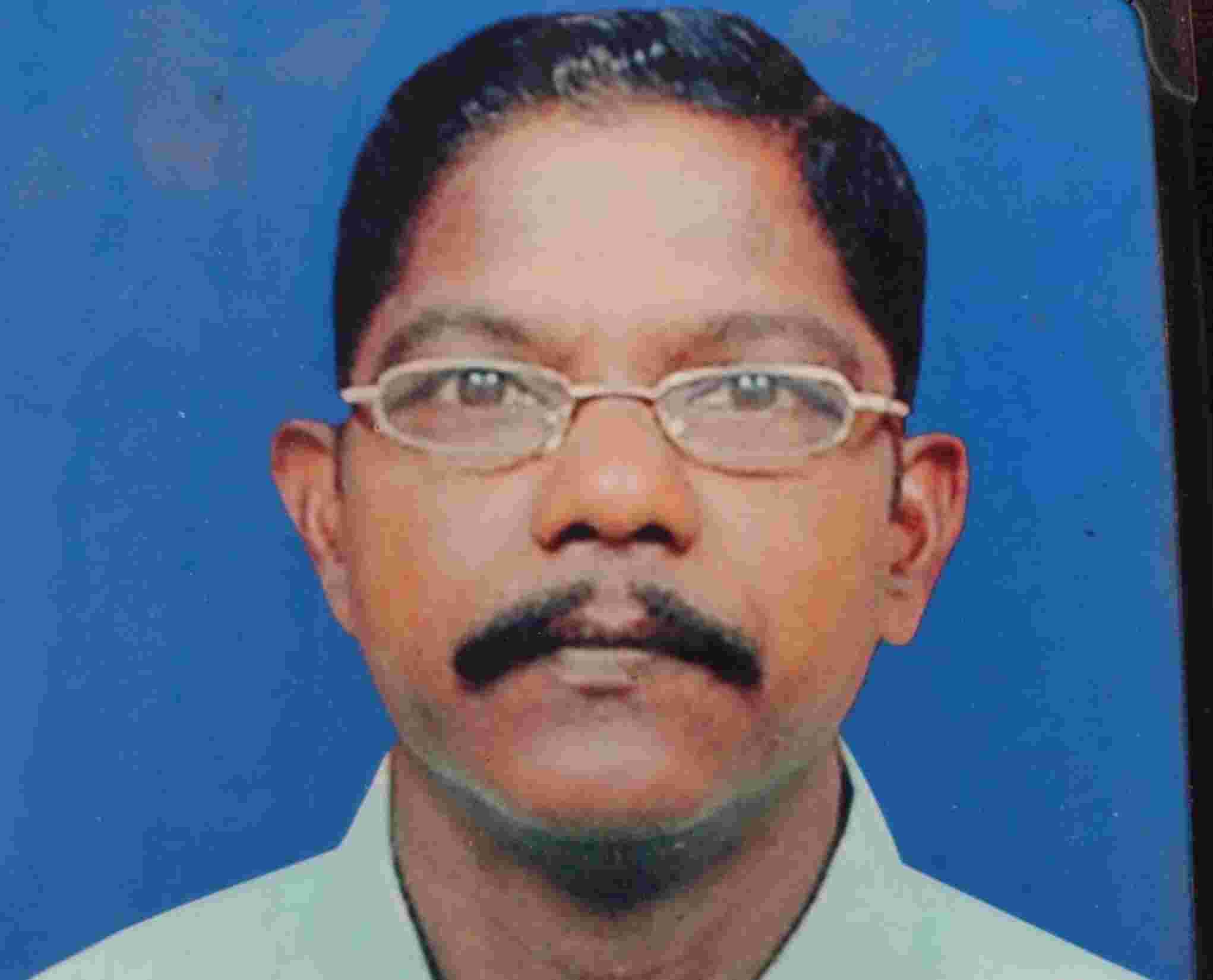 കൊവിഡ് ബാധിച്ച് ചികിത്സയിലിരിക്കെ മരിച്ചു കൊവിഡ് ബാധിച്ച് ചികിത്സയിലിരിക്കെ മരിച്ചു