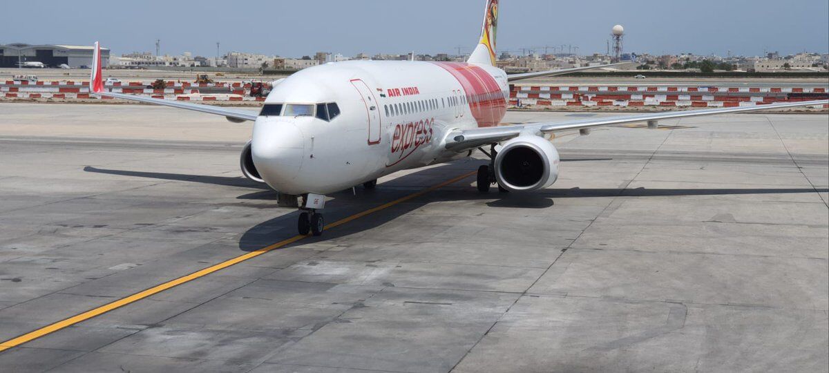 ഇന്ത്യയില്നിന്നുള്ള വിമാനങ്ങള്ക്ക് വിലക്കേര്പ്പെടുത്തണമെന്ന് ബഹ്റൈന് എംപിമാര് ഇന്ത്യയില്നിന്നുള്ള വിമാനങ്ങള്ക്ക് വിലക്കേര്പ്പെടുത്തണമെന്ന് ബഹ്റൈന് എംപിമാര്