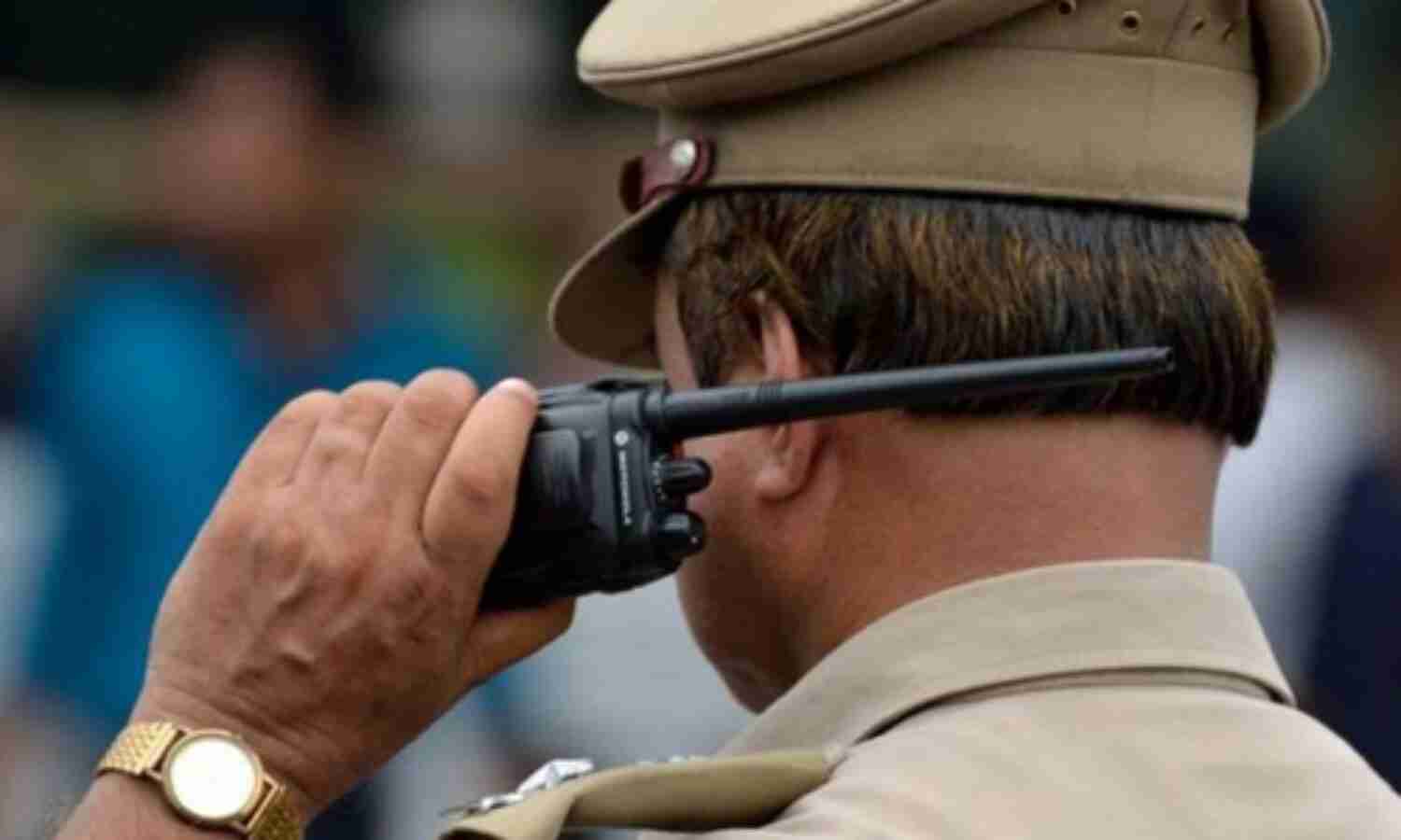 ലോക്ഡൗണ് ലംഘനം: എറണാകുളം ജില്ലയില് 318 കേസുകള് രജിസ്റ്റര് ചെയ്തു;189 വാഹനങ്ങള് പിടിച്ചെടുത്തു ലോക്ഡൗണ് ലംഘനം: എറണാകുളം ജില്ലയില് 318 കേസുകള് രജിസ്റ്റര് ചെയ്തു;189 വാഹനങ്ങള് പിടിച്ചെടുത്തു