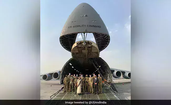 യുഎസില്നിന്നുള്ള ആദ്യഘട്ട സഹായമെത്തി; ആരോഗ്യരക്ഷാ ഉപകരണങ്ങള് വഹിച്ച വിമാനം ന്യൂഡല്ഹിയില് യുഎസില്നിന്നുള്ള ആദ്യഘട്ട സഹായമെത്തി; ആരോഗ്യരക്ഷാ ഉപകരണങ്ങള് വഹിച്ച വിമാനം ന്യൂഡല്ഹിയില്