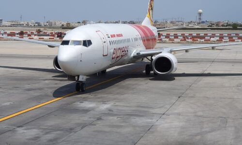 ഇന്ത്യയില്‍നിന്നുള്ള വിമാനങ്ങള്‍ക്ക് വിലക്കേര്‍പ്പെടുത്തണമെന്ന് ബഹ്‌റൈന്‍ എംപിമാര്‍