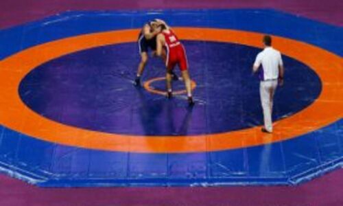 അനിശ്ചിതത്വത്തിന് വിരാമം; ഇന്ത്യന്‍ റെസ്ലേഴ്‌സ് ബള്‍ഗേരിയിലേക്ക് തിരിച്ചു