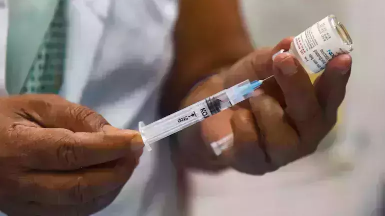 തൃശൂർ ജില്ലയിൽ 4070 പേര്ക്ക് കൂടി കൊവിഡ്; 1467 പേര് രോഗമുക്തരായി തൃശൂർ ജില്ലയിൽ 4070 പേര്ക്ക് കൂടി കൊവിഡ്; 1467 പേര് രോഗമുക്തരായി
