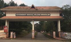 എറണാകുളം ജില്ലയില്‍ ഇന്ന് 835 പേര്‍ക്ക് കൊവിഡ്; ടെസ്റ്റ് പോസിറ്റിവിറ്റി 10.57 ശതമാനം