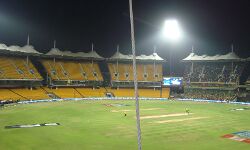 ഗ്രൗണ്ട് സ്റ്റാഫുകള്‍ക്കും കൊവിഡ്; ഐപിഎല്‍ മല്‍സരത്തില്‍ മാറ്റമില്ല