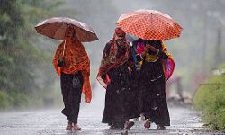 വ്യാഴാഴ്ച വരെ സംസ്ഥാനത്ത് ഇടിമിന്നലോട് കൂടിയ മഴ; കൊല്ലം, പത്തനംതിട്ട ജില്ലകളില്‍ യെല്ലോ അലര്‍ട്ട്