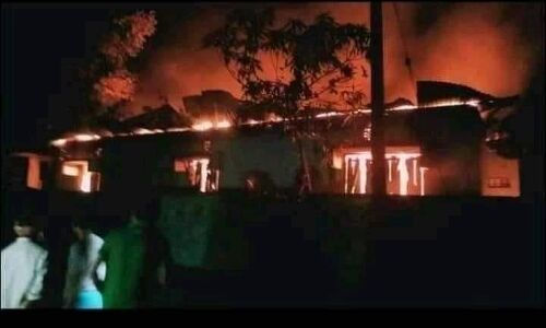 ബംഗാളില്‍ പലയിടത്തും അക്രമം; ആറു പ്രവര്‍ത്തകര്‍ കൊല്ലപ്പെട്ടെന്ന് ബിജെപി(പടം)