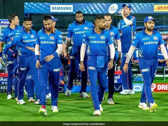 താരങ്ങള്‍ക്ക് പ്രത്യേക ചാര്‍ട്ടര്‍ ഫ്‌ളൈറ്റുമായി മുംബൈ ഇന്ത്യന്‍സ്