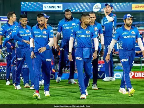 താരങ്ങള്ക്ക് പ്രത്യേക ചാര്ട്ടര് ഫ്ളൈറ്റുമായി മുംബൈ ഇന്ത്യന്സ് താരങ്ങള്ക്ക് പ്രത്യേക ചാര്ട്ടര് ഫ്ളൈറ്റുമായി മുംബൈ ഇന്ത്യന്സ്