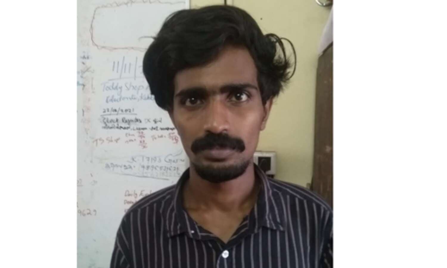 ഇടപ്പള്ളിയില് നിന്നും കഞ്ചാവുമായി യുവാവ് പിടിയില് ഇടപ്പള്ളിയില് നിന്നും കഞ്ചാവുമായി യുവാവ് പിടിയില്