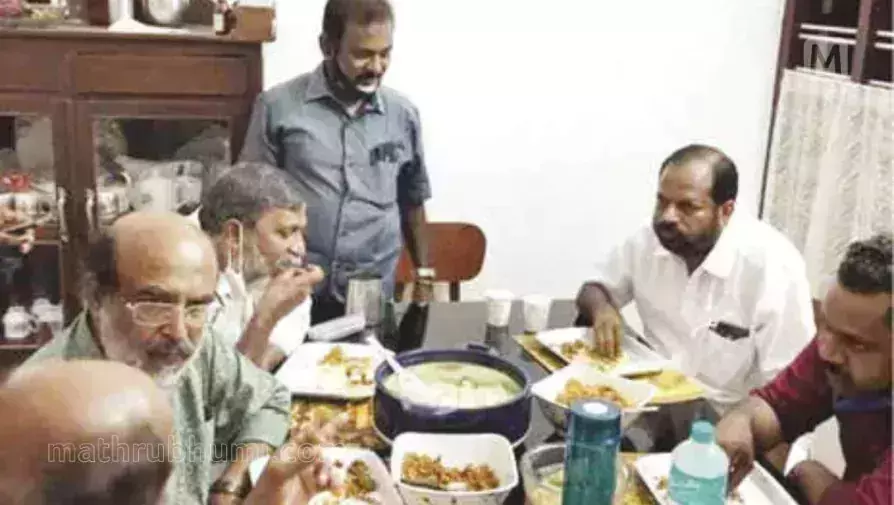 എല്‍ഡിഎഫ് സ്ഥാനാര്‍ഥിക്കും മന്ത്രിക്കും എന്‍ഡിഎ കണ്‍വീനറുടെ വീട്ടില്‍ വിരുന്ന്; വിവാദം