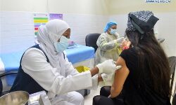 കുവൈത്തില് 27 ശതമാനം പേര്ക്ക് വാക്സിന് നല്കി കുവൈത്തില് 27 ശതമാനം പേര്ക്ക് വാക്സിന് നല്കി