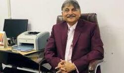 അലിഗഢ് സര്‍വകലാശാല നിയമ വിഭാഗം ചെയര്‍മാന്‍   കൊവിഡ് ബാധിച്ച് മരിച്ചു