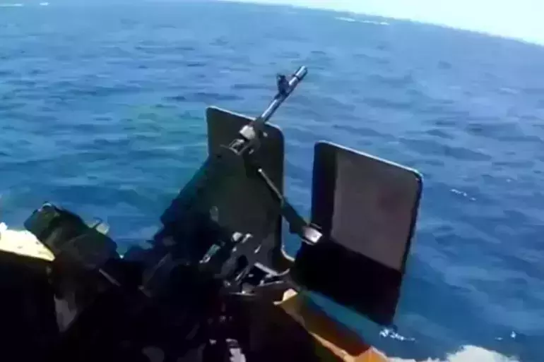 ഇറാന് കപ്പലുകള്ക്ക് നേരെ മുന്നറിയിപ്പ് വെടിയുതിര്ത്തതായി യുഎസ് ഇറാന് കപ്പലുകള്ക്ക് നേരെ മുന്നറിയിപ്പ് വെടിയുതിര്ത്തതായി യുഎസ്