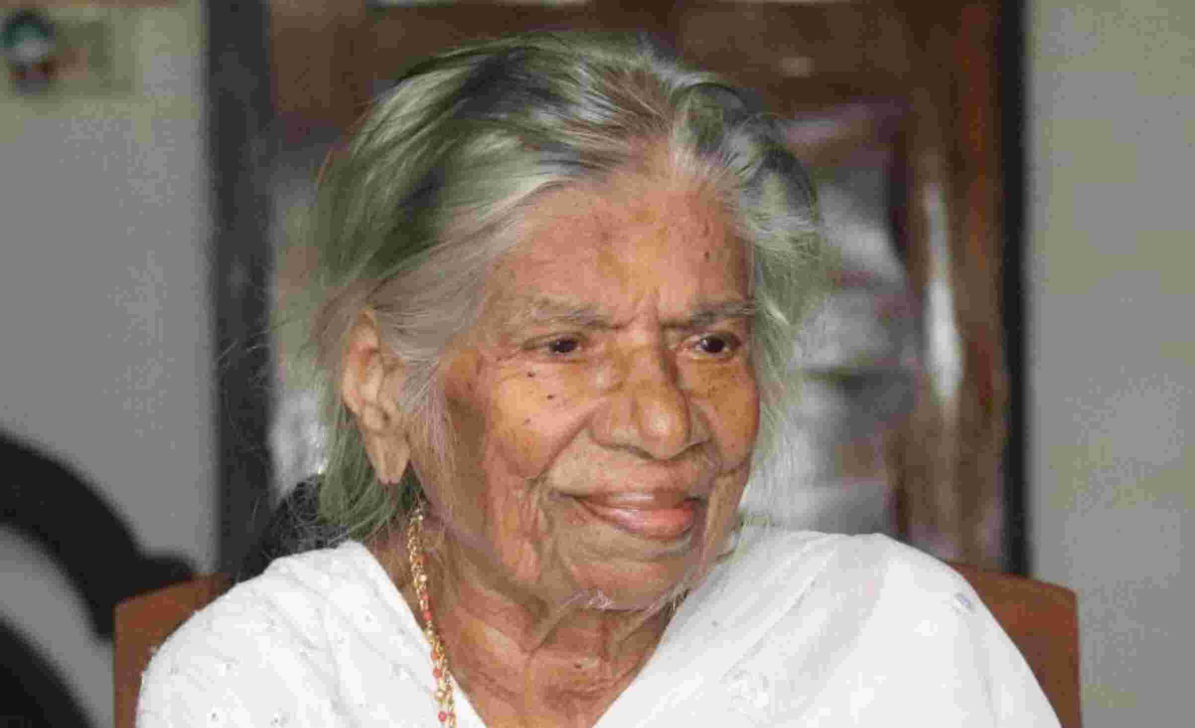 കെ ആർ ഗൗരിയമ്മ അന്തരിച്ചു കെ ആർ ഗൗരിയമ്മ അന്തരിച്ചു