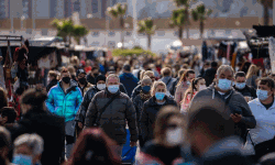 നിയന്ത്രണങ്ങള്‍ക്കൊപ്പം വാക്‌സിന്‍ വിതരണവും കാര്യക്ഷമമാക്കി; യൂറോപ്പ് ഘട്ടംഘട്ടമായി തുറക്കുന്നു