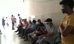 മെയ് മാസം രാജ്യത്തെ സ്വകാര്യ ആശുപത്രിയിലേക്ക് അയച്ച 1.29 കോടി വാക്സിനില് ഉപയോഗിച്ചത് 22 ലക്ഷം മാത്രം മെയ് മാസം രാജ്യത്തെ സ്വകാര്യ ആശുപത്രിയിലേക്ക് അയച്ച 1.29 കോടി വാക്സിനില് ഉപയോഗിച്ചത് 22 ലക്ഷം മാത്രം