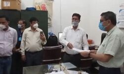 കൊവിഡ് വ്യാപനത്തിന്റെ ഉത്തരവാദിത്തം തലയില്‍ കെട്ടിവെയ്ക്കുന്നു; ഉന്നാവോയില്‍ 14 ഡോക്ടര്‍മാര്‍ രാജിവച്ചു