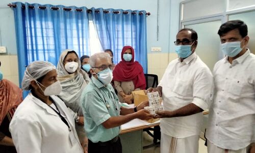ആശ വര്‍ക്കര്‍മാര്‍ക്ക് പള്‍സ് ഓക്‌സീമീറ്റര്‍ വിതരണം
