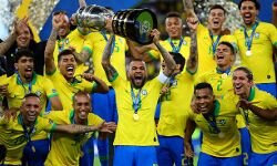 ലോകകപ്പ് യോഗ്യത ; ബ്രസീല്‍ സ്‌ക്വാഡില്‍ തിയാഗോ സില്‍വയും ഡാനി ആല്‍വ്‌സും
