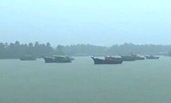 മം​ഗളൂരുവില്‍ നിന്നുള്ള ബോട്ട് മുങ്ങി ഏഴുപേരെ കാണാതായി,​ ഒരാളുടെ മൃതദേഹം കണ്ടെത്തി