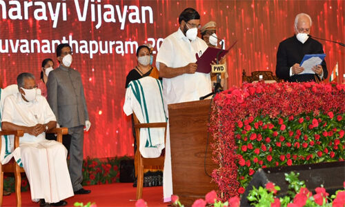 സഹകരണ-രജിസ്ട്രേഷന് മന്ത്രിയായി വി എന് വാസവന് സഹകരണ-രജിസ്ട്രേഷന് മന്ത്രിയായി വി എന് വാസവന്