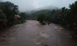 പത്തനംതിട്ട മൂഴിയാര്‍ ഡാമിന് സമീപം ഉരുള്‍പൊട്ടല്‍