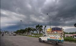 യാസ് ചുഴലിക്കാറ്റ്: പശ്ചിമ ബംഗാളില്‍ ഒരു ദശലക്ഷം പേരെ മാറ്റിപ്പാര്‍പ്പിക്കും