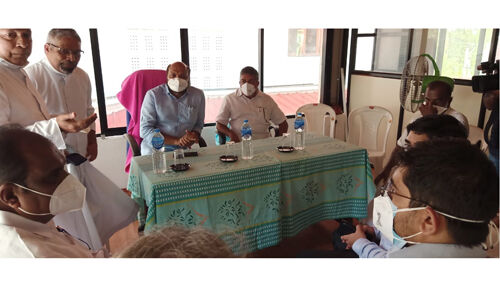 തീരദേശ സംരക്ഷണത്തിന് കോസ്റ്റല് എഞ്ചിനീയറിങ് വിങ് ആരംഭിക്കണമെന്ന് കെയര് ചെല്ലാനം തീരദേശ സംരക്ഷണത്തിന് കോസ്റ്റല് എഞ്ചിനീയറിങ് വിങ് ആരംഭിക്കണമെന്ന് കെയര് ചെല്ലാനം