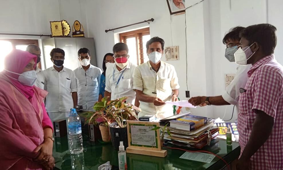 കൃഷിനാശത്തിന് സഹായം നല്കണം കൃഷിനാശത്തിന് സഹായം നല്കണം