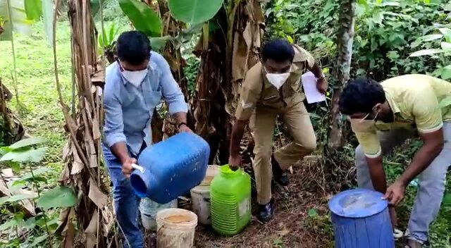 ഇരിങ്ങത്ത് എക്‌സൈസ് 110 ലിറ്റര്‍ വാഷ് പിടികൂടി; പ്രതിക്കായി തിരച്ചില്‍