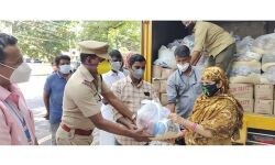 ലോക്ക് ഡൗണ്‍: എറണാകുളം ജില്ലയില്‍ ഇതര സംസ്ഥാന തൊഴിലാളികള്‍ക്കുള്ള ഭക്ഷ്യ കിറ്റ് വിതരണം 30,000 കടന്നു