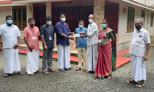 വെട്ടം പഞ്ചായത്തിലെ ആര്‍ആര്‍ടി പ്രവര്‍ത്തകര്‍ക്കുള്ള ഒരു ലക്ഷം രൂപയുടെ അലവന്‍സ് പഞ്ചായത്തിന് കൈമാറി