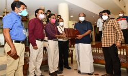 രണ്ടാം പിണറായി സര്‍ക്കാരിന്റെ ആദ്യ ബഡ്ജറ്റ് അല്‍പസമയത്തിനകം; ധനമന്ത്രി നിയമസഭയിലേക്ക് തിരിച്ചു