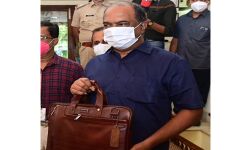 ഇപ്പോഴത്തെ സാഹചര്യത്തെ അഡ്രസ് ചെയ്യുന്ന ബജറ്റ്, കഴിഞ്ഞ ജനുവരിയില്‍ അവതരിപ്പിച്ചത് സമ്പൂര്‍ണ ബജറ്റ് ധനമന്ത്രി കെഎന്‍ ബാലഗോപാല്‍