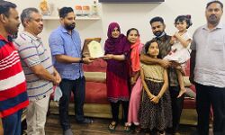 പ്രവാസം മതിയാക്കി നാട്ടിലേക്ക് മടങ്ങുന്ന ഹബീറ ടീച്ചര്‍ക്ക് യാത്രയയപ്പ് നല്‍കി