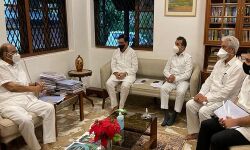 കാര്ഷിക നിയമത്തില് ഭേദഗതിയുമായി മഹാരാഷ്ട്ര സര്ക്കാര്; കേന്ദ്ര നിയമത്തെ ചെറുക്കുന്നതിന്റെ ഭാഗമെന്ന് റവന്യൂമന്ത്രി കാര്ഷിക നിയമത്തില് ഭേദഗതിയുമായി മഹാരാഷ്ട്ര സര്ക്കാര്; കേന്ദ്ര നിയമത്തെ ചെറുക്കുന്നതിന്റെ ഭാഗമെന്ന് റവന്യൂമന്ത്രി