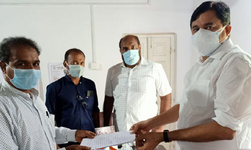 മലപ്പുറം ജില്ലാ വിഭജനം അനിവാര്യം: മന്ത്രി വി അബ്ദുറഹിമാന് എസ്ഡിപിഐ നിവേദനം നല്‍കി