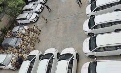 സംസ്ഥാനം 40,000 കോടി രൂപ കടത്തില്‍; ഉദ്യോസ്ഥര്‍ക്കുവേണ്ടി തെലങ്കാന വാങ്ങിയത് 32 ആഡംബര കാറുകള്‍