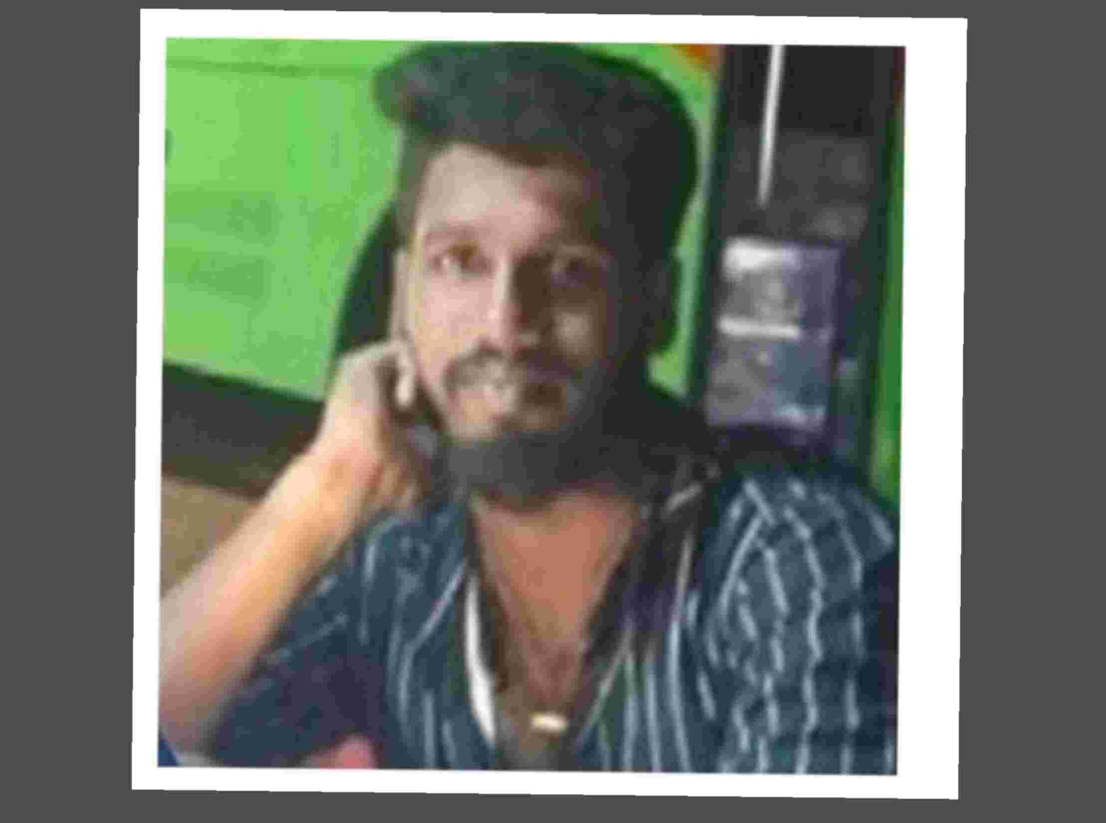 അസമില് കുടുങ്ങിയ ടൂറിസ്റ്റ് ബസ് ജീവനക്കാരനായ കൊയിലാണ്ടി സ്വദേശി ആത്മഹത്യ ചെയ്തു അസമില് കുടുങ്ങിയ ടൂറിസ്റ്റ് ബസ് ജീവനക്കാരനായ കൊയിലാണ്ടി സ്വദേശി ആത്മഹത്യ ചെയ്തു