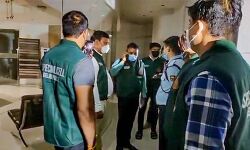 ടൂള്കിറ്റ് വിവാദം: ട്വിറ്റര്-കേന്ദ്ര സര്ക്കാര് പോര് മുറുകുന്നു; ഡല്ഹി പോലിസ് ട്വിറ്റര് മേധാവിയെ ചോദ്യം ചെയ്തു ടൂള്കിറ്റ് വിവാദം: ട്വിറ്റര്-കേന്ദ്ര സര്ക്കാര് പോര് മുറുകുന്നു; ഡല്ഹി പോലിസ് ട്വിറ്റര് മേധാവിയെ ചോദ്യം ചെയ്തു