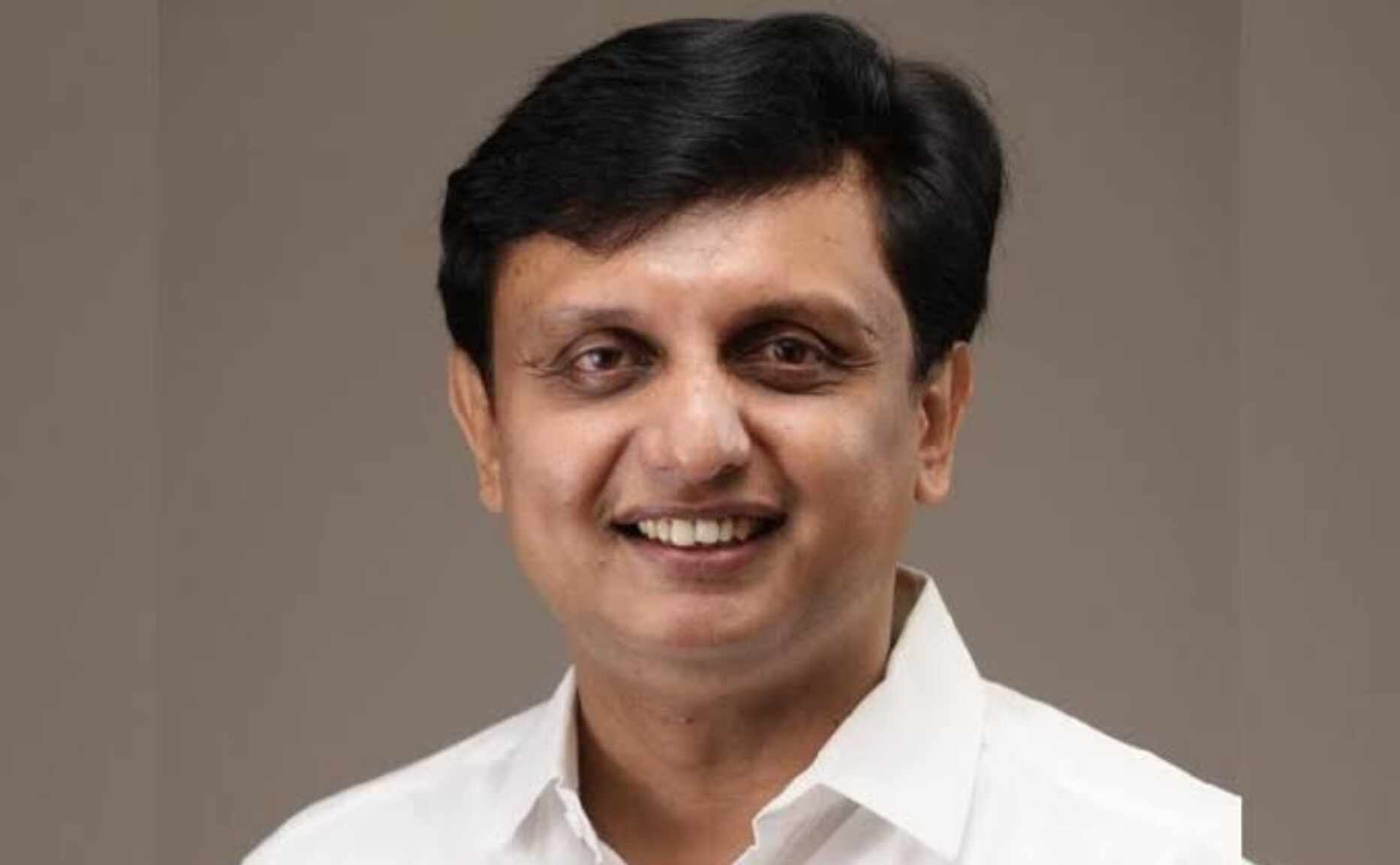 തൃശൂർ ജില്ലയിലെ നിർമാണങ്ങൾ സമയബന്ധിതമായി പൂർത്തിയാക്കണം: മന്ത്രി പി എ മുഹമ്മദ് റിയാസ് തൃശൂർ ജില്ലയിലെ നിർമാണങ്ങൾ സമയബന്ധിതമായി പൂർത്തിയാക്കണം: മന്ത്രി പി എ മുഹമ്മദ് റിയാസ്